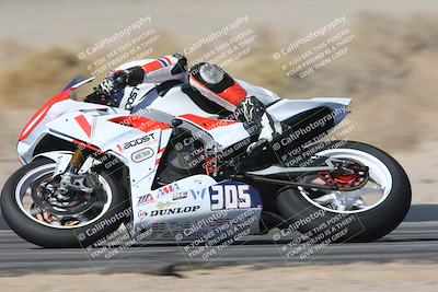 media/Nov-01-2025-CVMA (Sat) [[fc0f7531b8]]/Race 7-Formula Twins-Formula 40 UL/